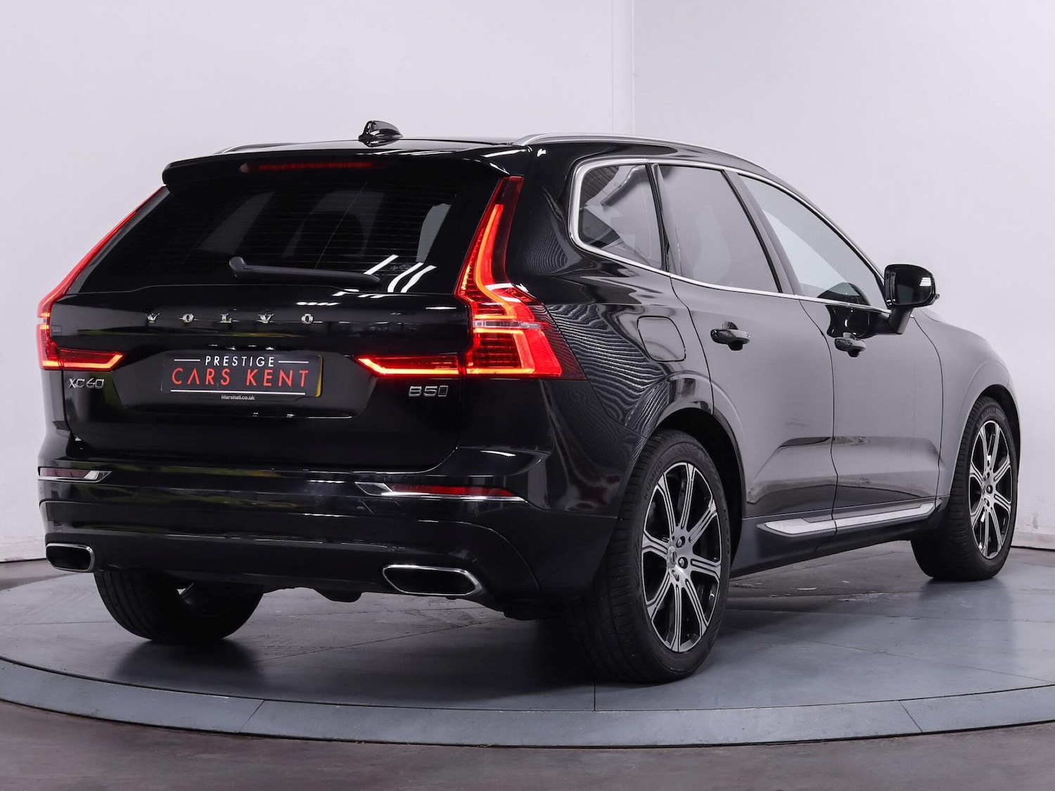 Used Volvo XC60 2021 for sale - 76189126: Photo 9