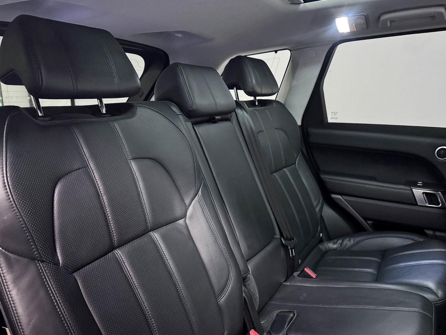 Used Land Rover Range Rover Sport 2017 for sale - 76561600: Photo 24