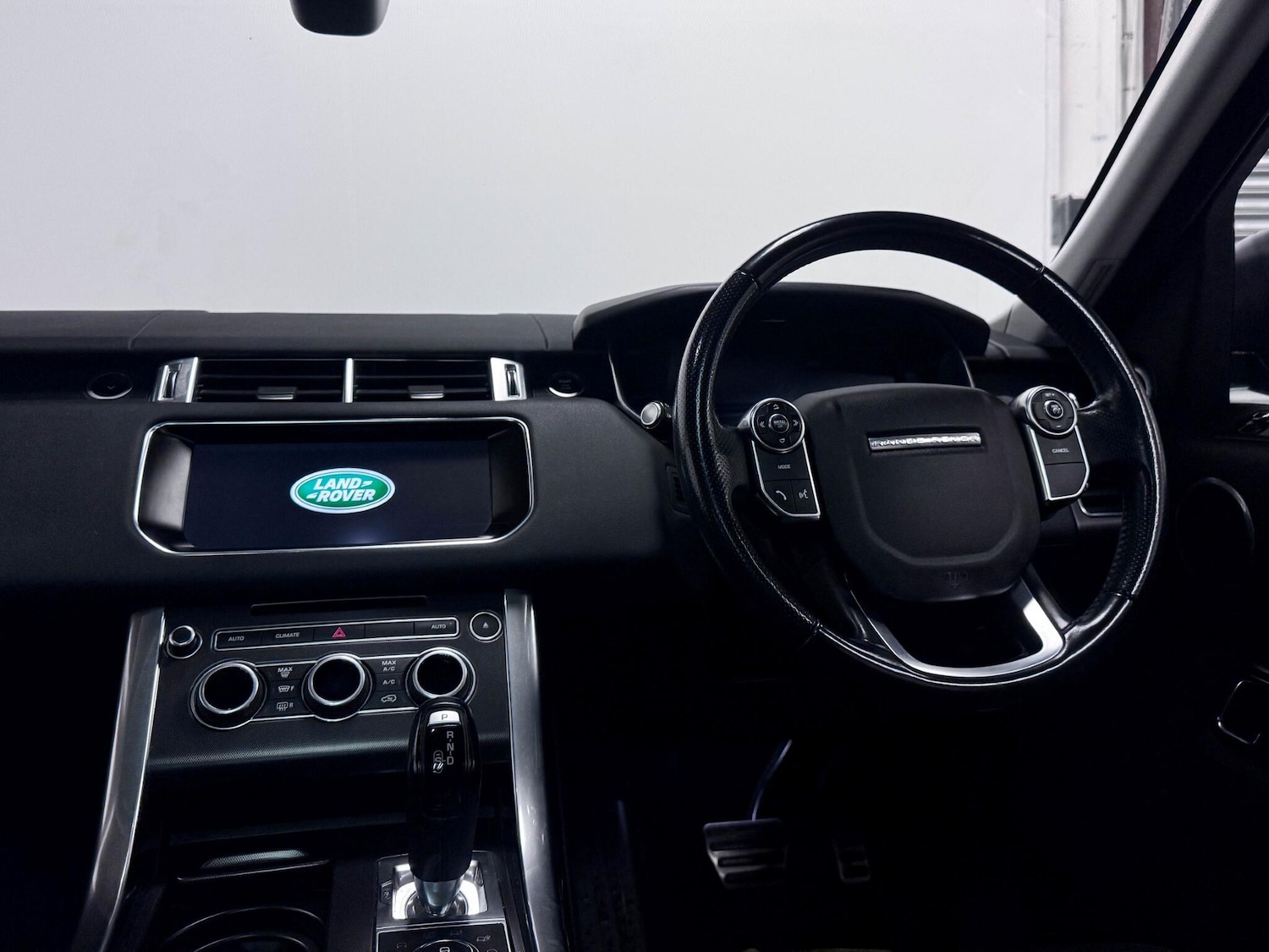 Used Land Rover Range Rover Sport 2017 for sale - 76561600: Photo 35