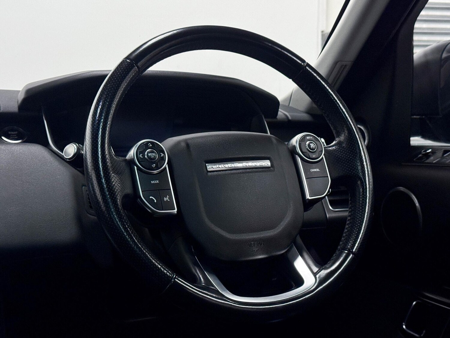 Used Land Rover Range Rover Sport 2017 for sale - 76561600: Photo 36