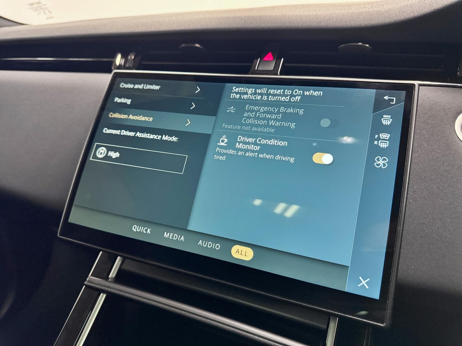 Used Land Rover Range Rover Evoque 2024 for sale - 77585610: Photo 45