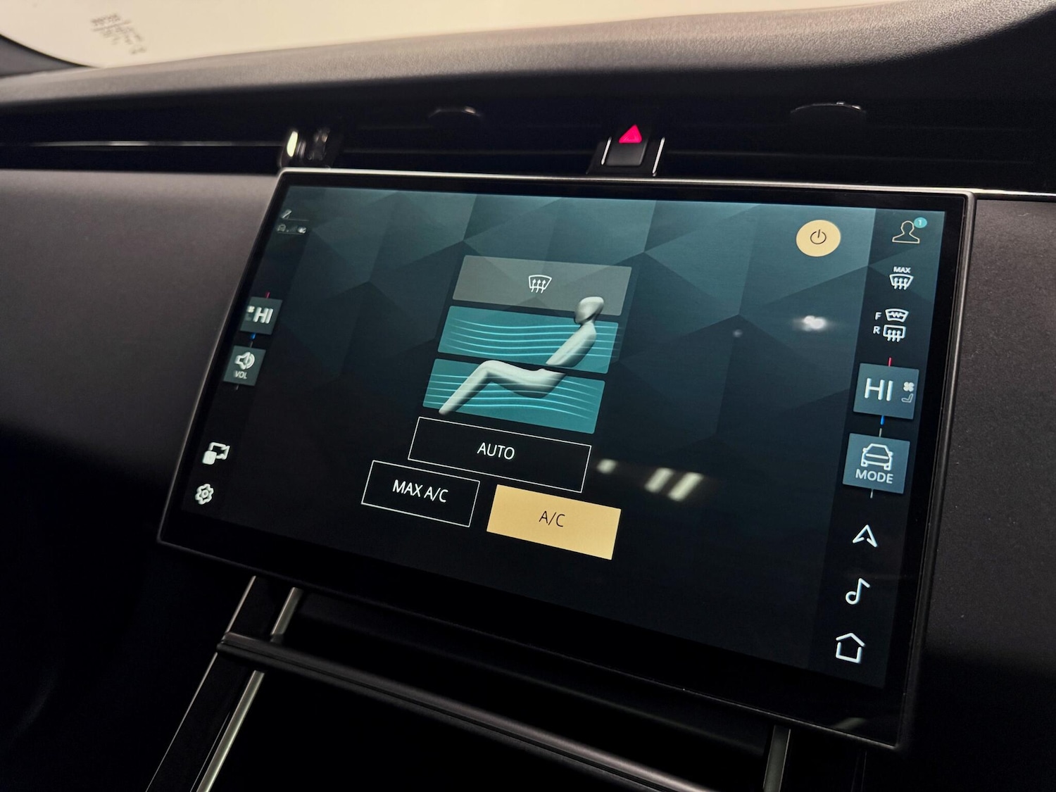 Used Land Rover Range Rover Evoque 2024 for sale - 77585610: Photo 52