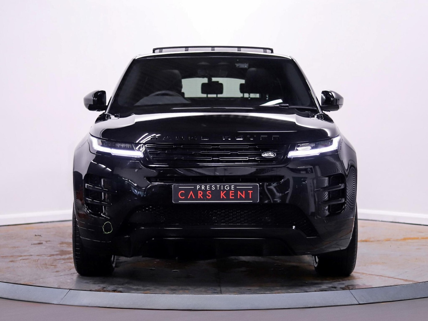 Used Land Rover Range Rover Evoque 2024 for sale - 77585610: Photo 7