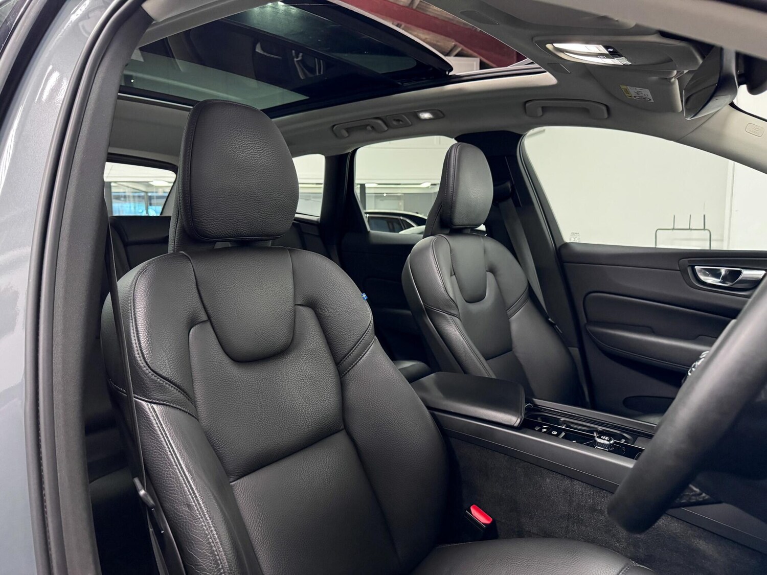 Used Volvo XC60 2022 for sale - 77191618: Photo 21