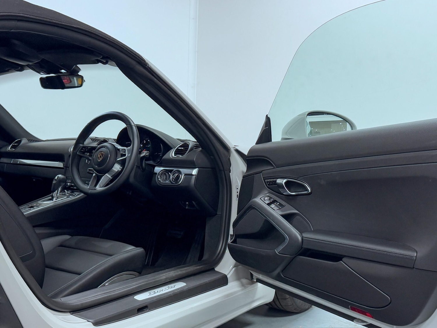 Used Porsche 718 Boxster 2024 for sale - 77467929: Photo 13