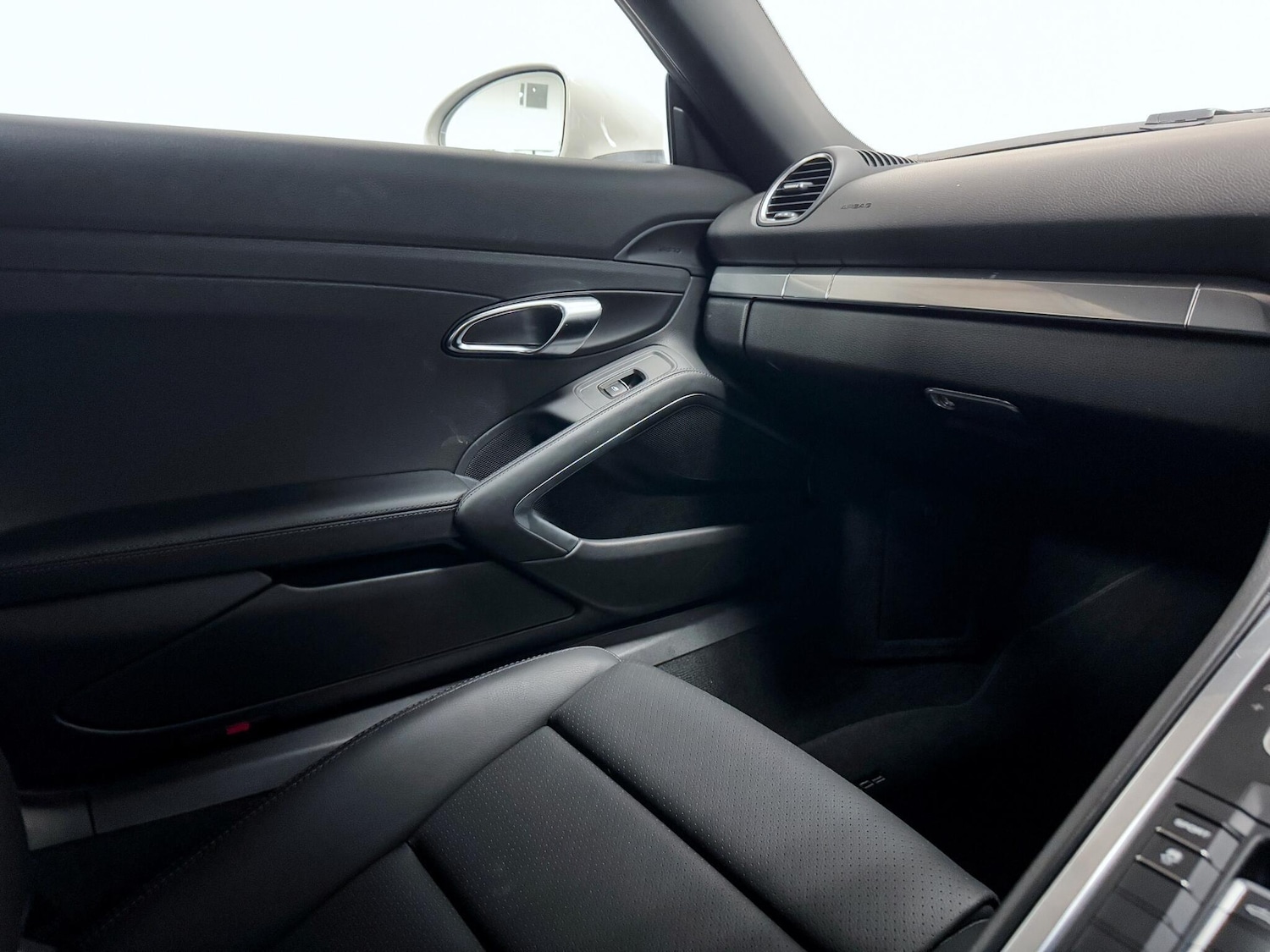 Used Porsche 718 Boxster 2024 for sale - 77467929: Photo 24