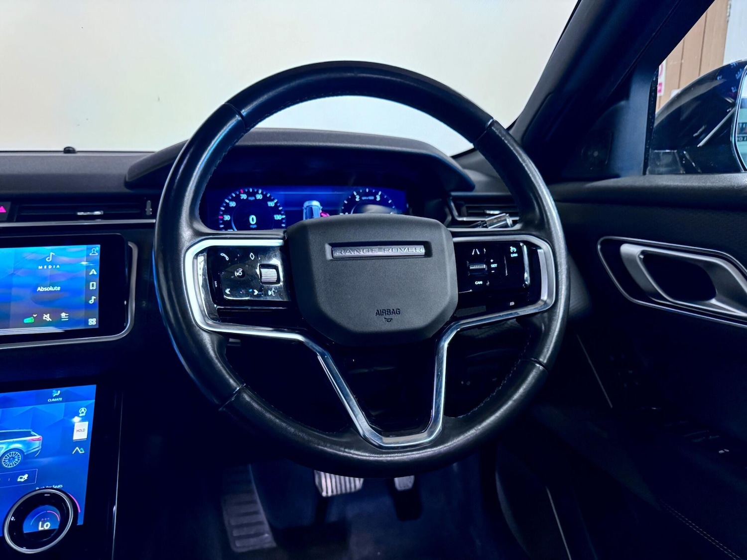 Used Land Rover Range Rover Velar 2021 for sale - 76786824: Photo 34