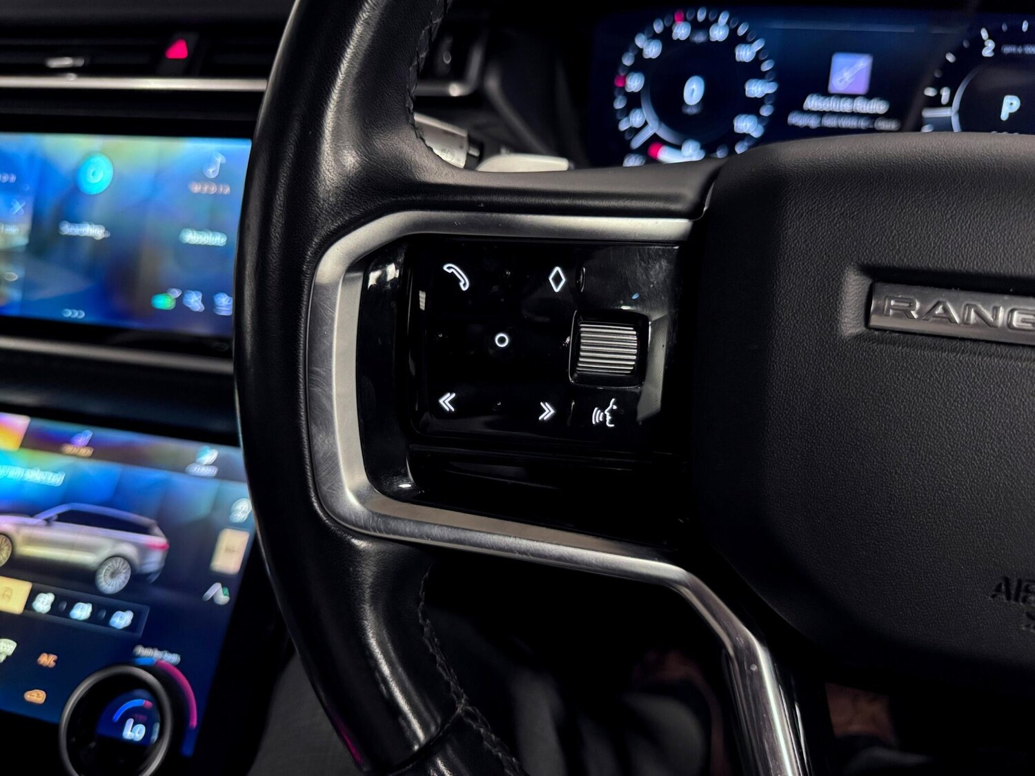 Used Land Rover Range Rover Velar 2021 for sale - 76786824: Photo 35