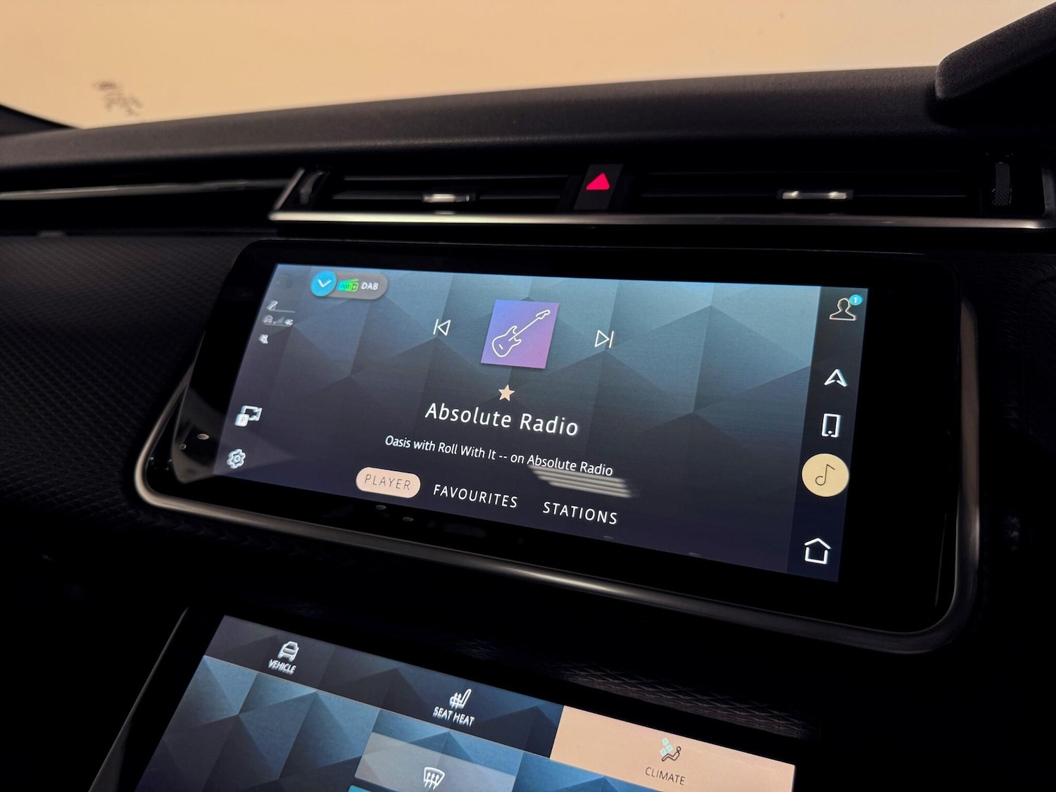 Used Land Rover Range Rover Velar 2021 for sale - 76786824: Photo 40