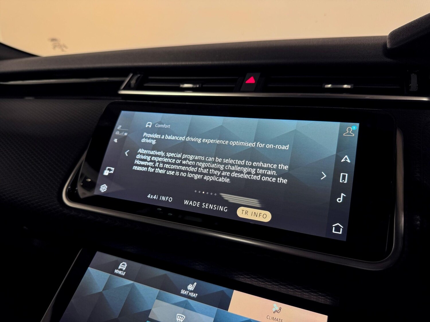 Used Land Rover Range Rover Velar 2021 for sale - 76786824: Photo 43