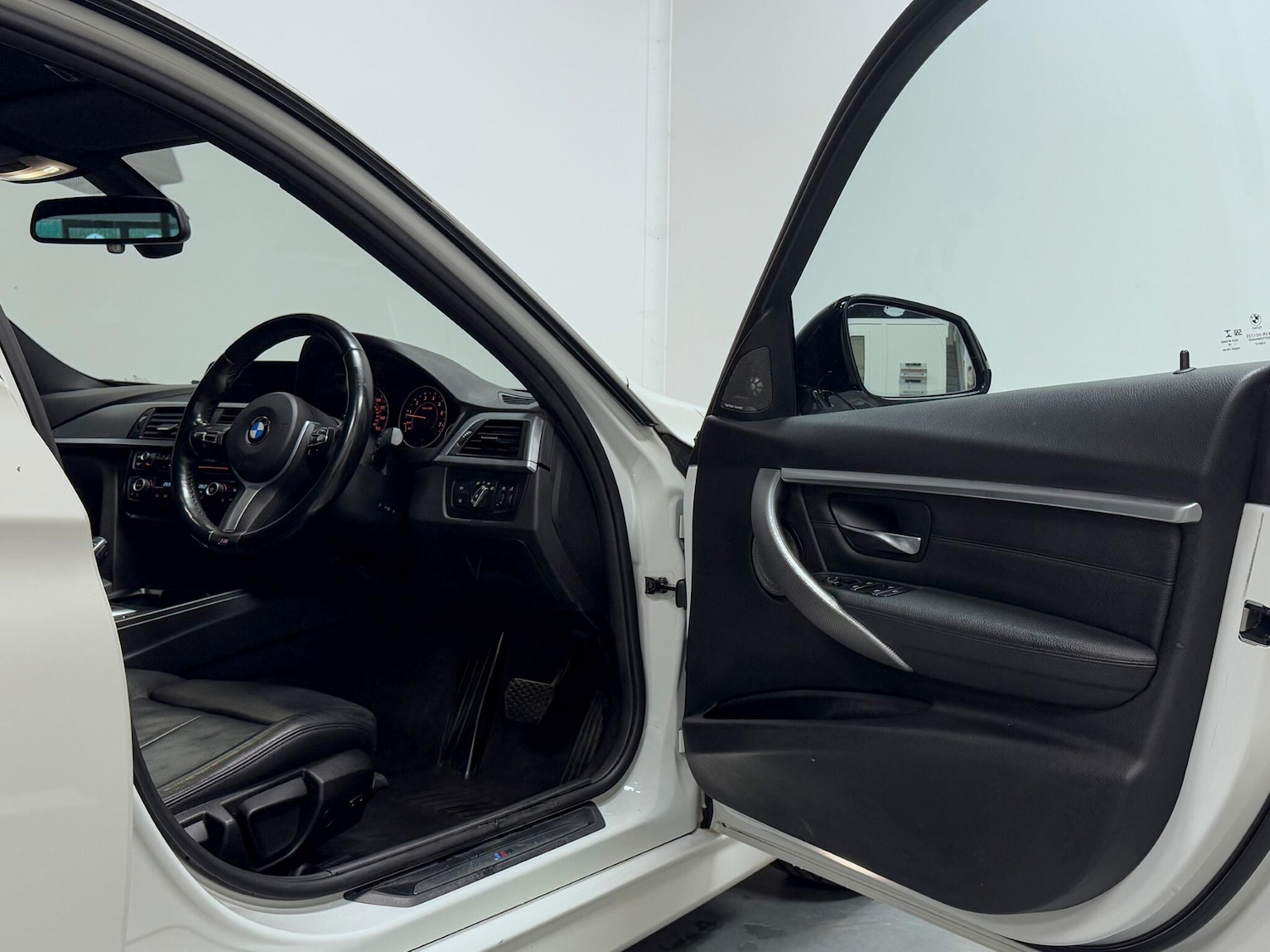 Used BMW 3 Series 2019 for sale - 76388122: Photo 13