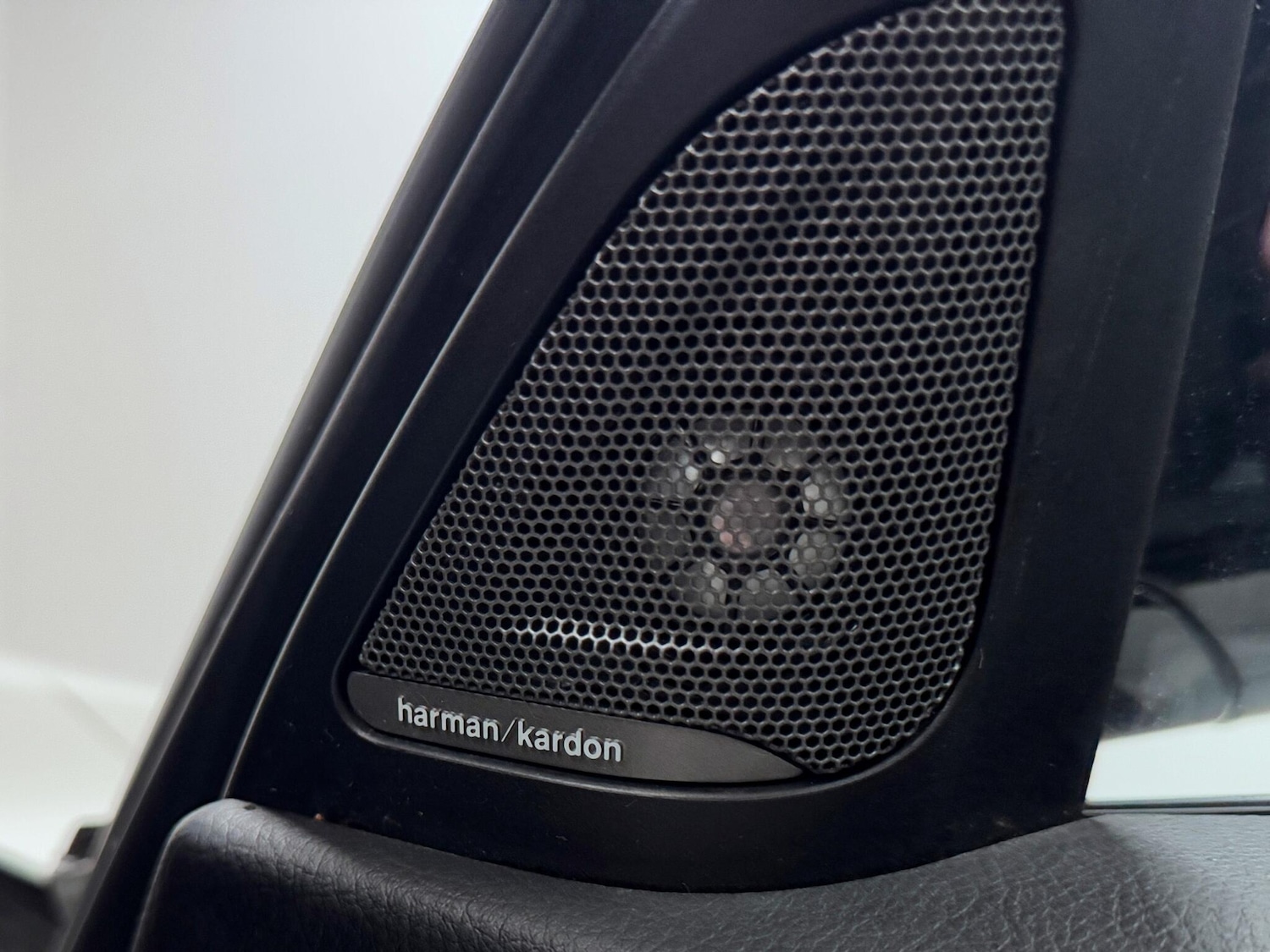 Used BMW 3 Series 2019 for sale - 76388122: Photo 14