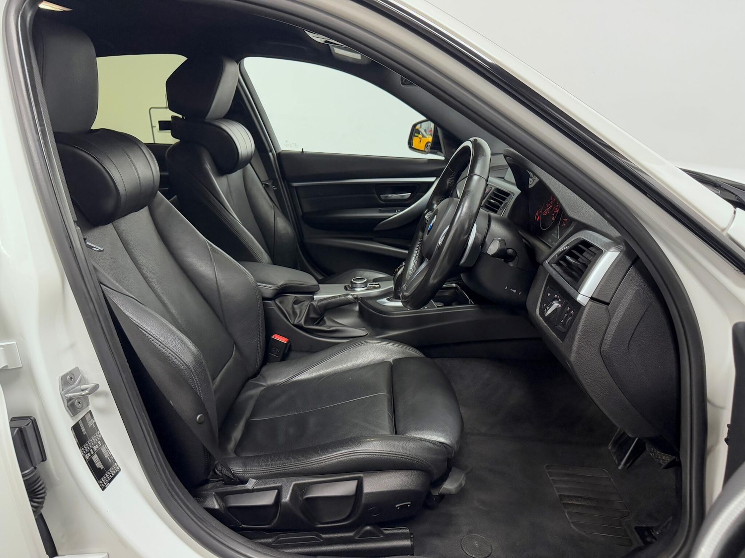 Used BMW 3 Series 2019 for sale - 76388122: Photo 19