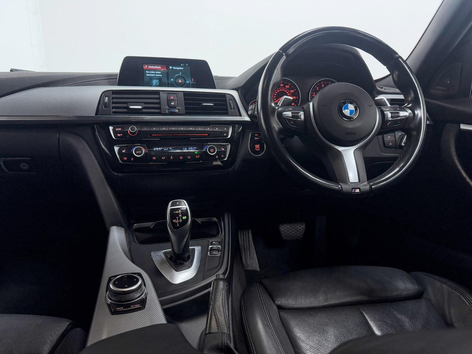 Used BMW 3 Series 2019 for sale - 76388122: Photo 33