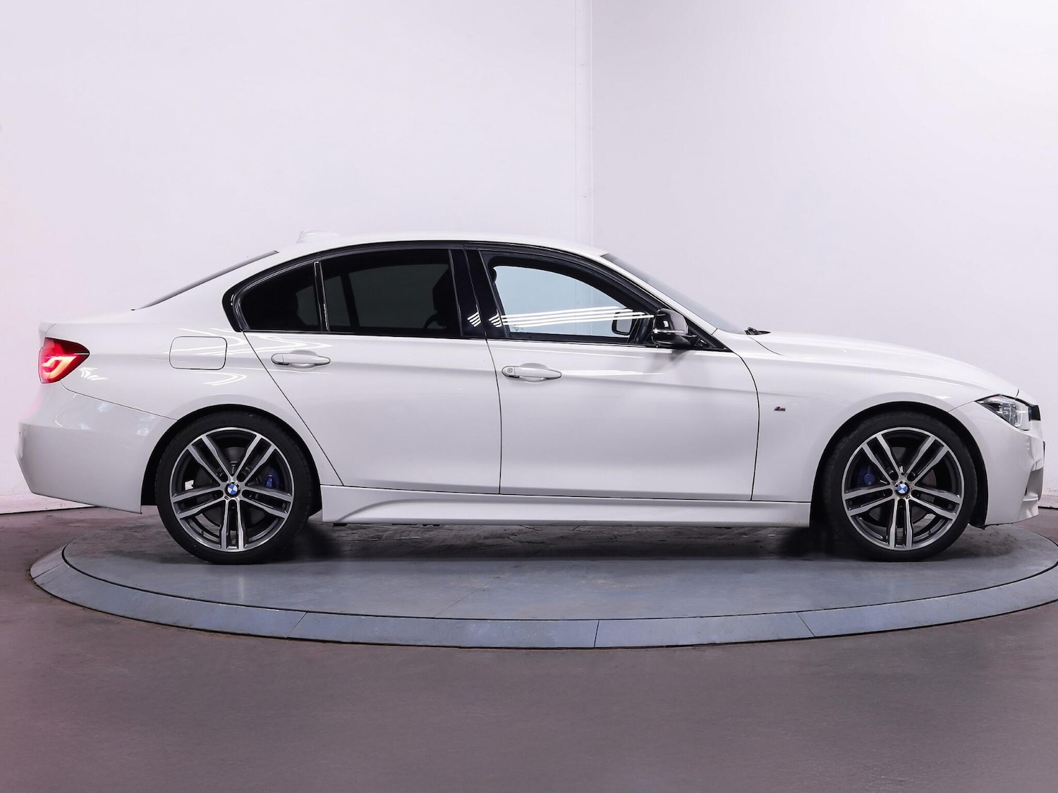 Used BMW 3 Series 2019 for sale - 76388122: Photo 8