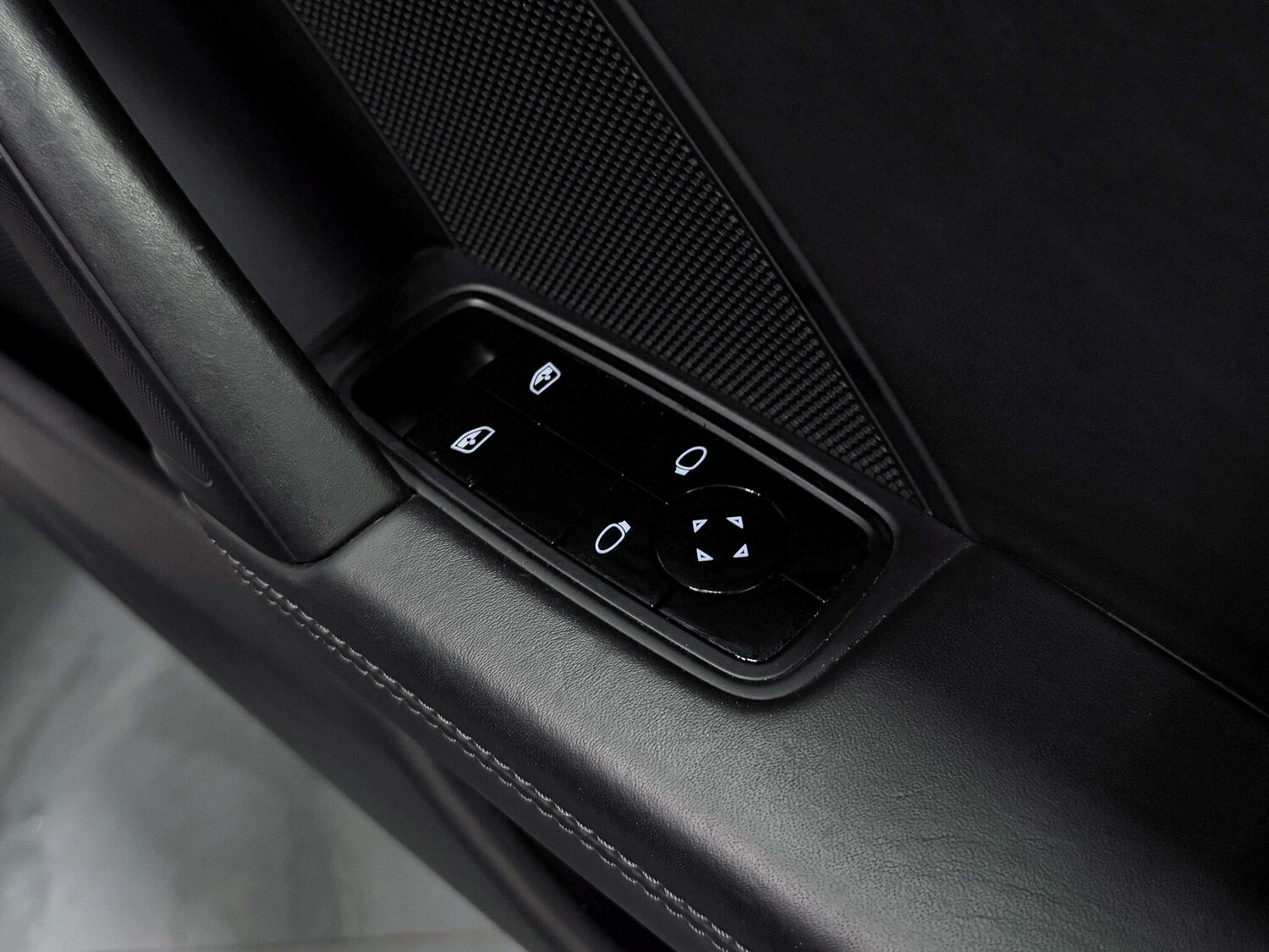 Used Porsche 911 for sale - 75977560: Photo 13