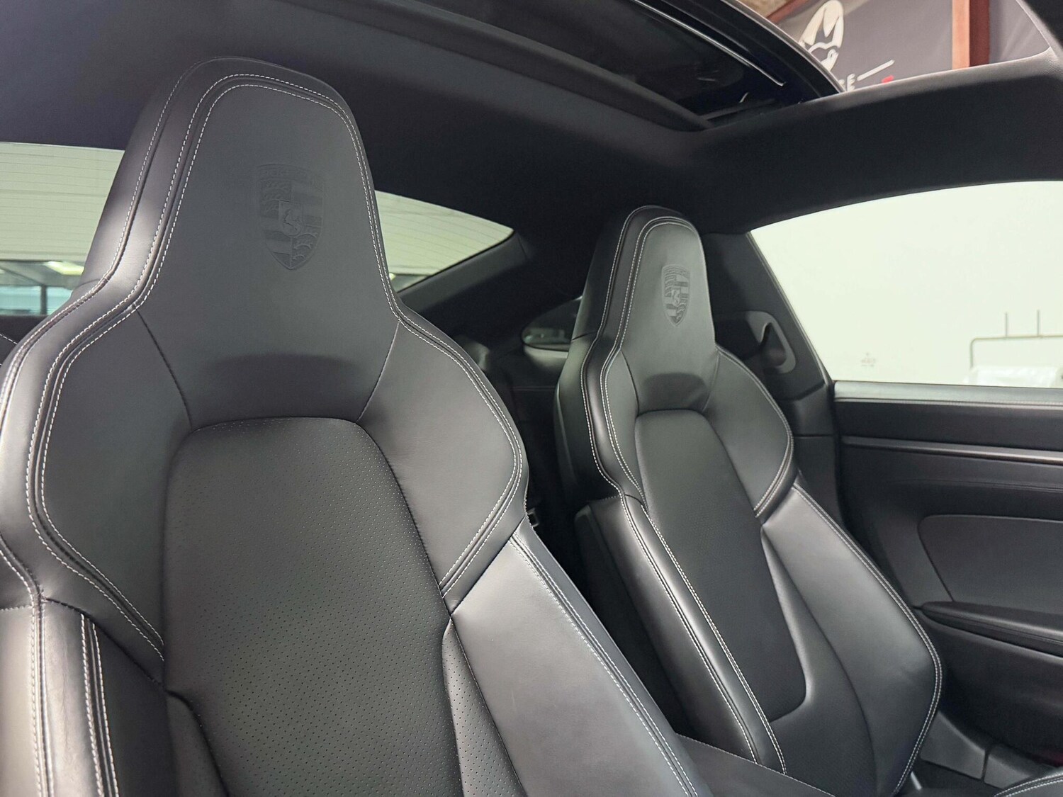 Used Porsche 911 for sale - 75977560: Photo 21