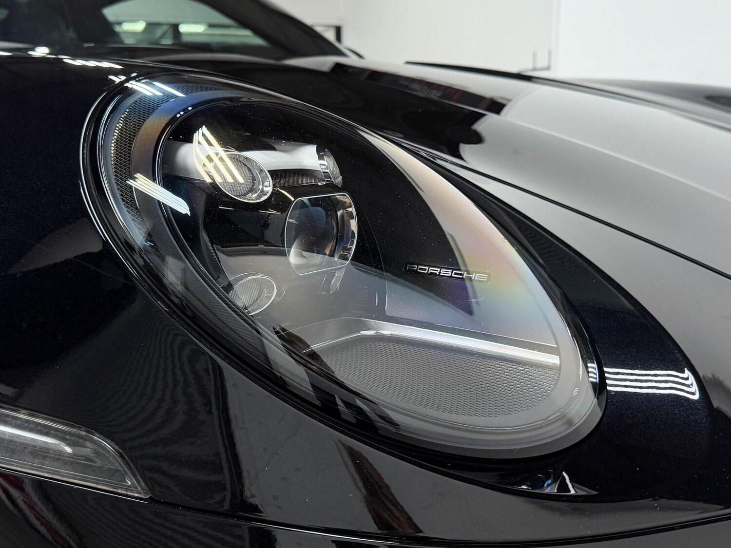 Used Porsche 911 for sale - 75977560: Photo 60