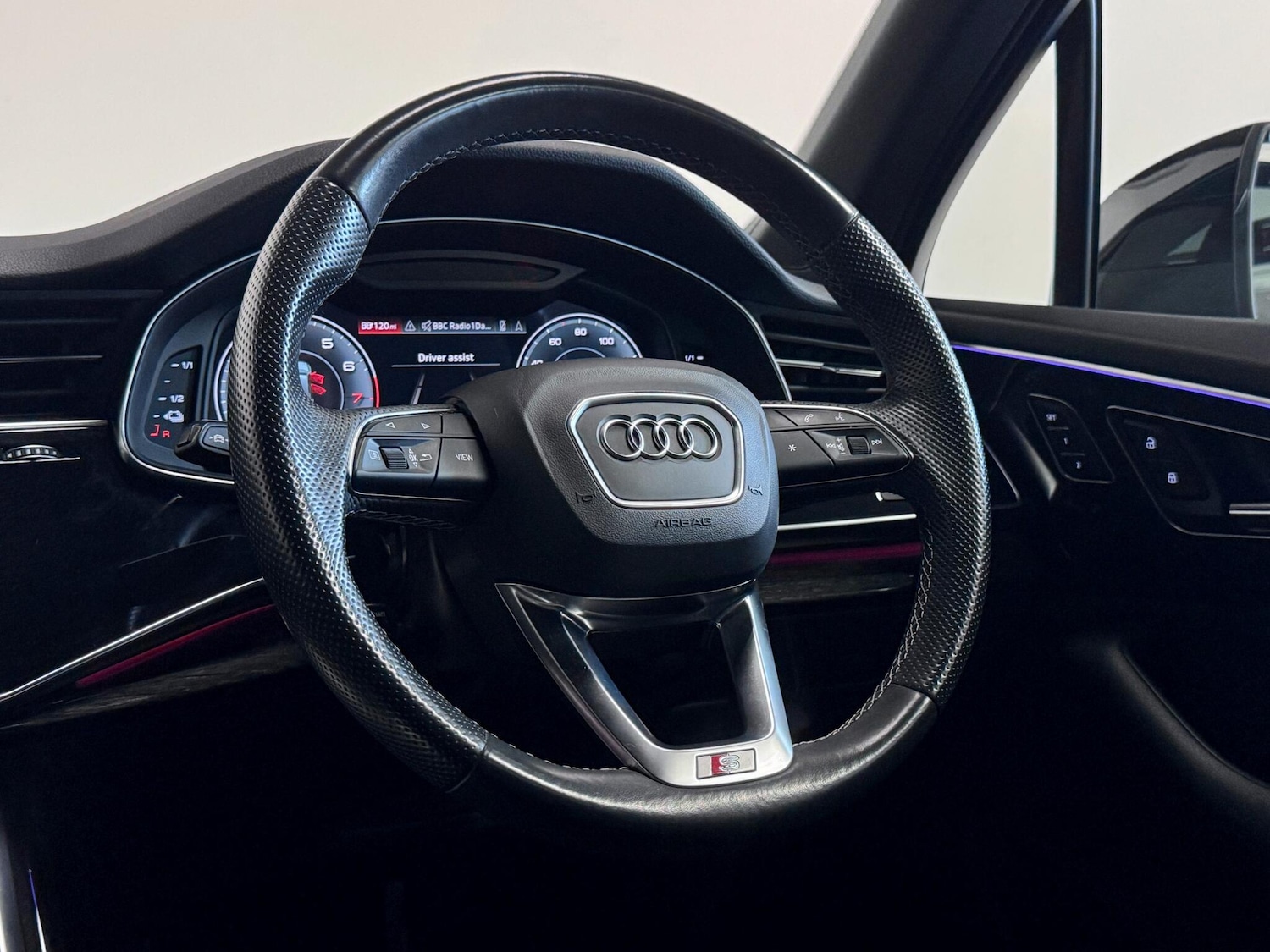 Used Audi Q7 2021 for sale - 77131107: Photo 36