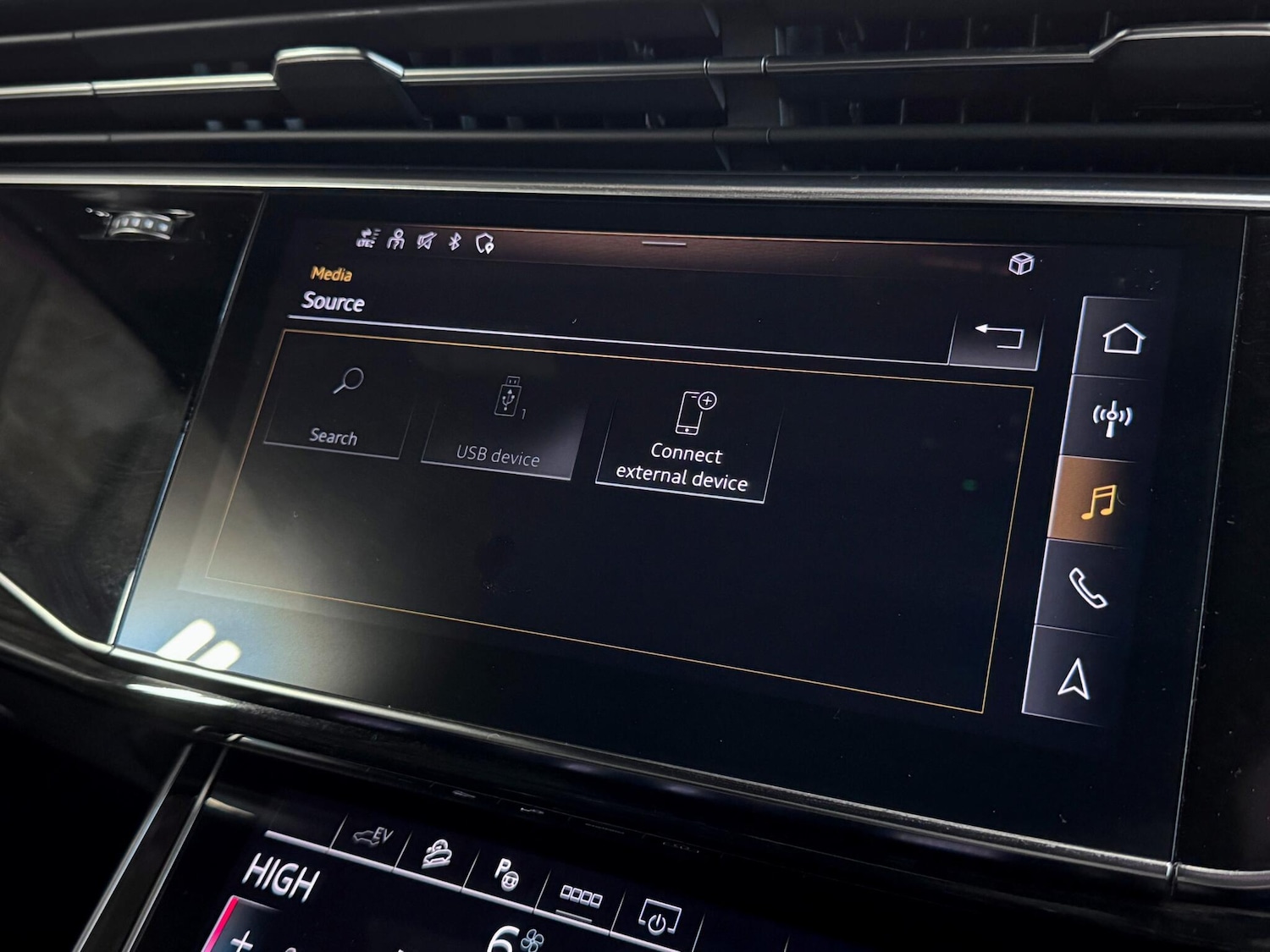 Used Audi Q7 2021 for sale - 77131107: Photo 45