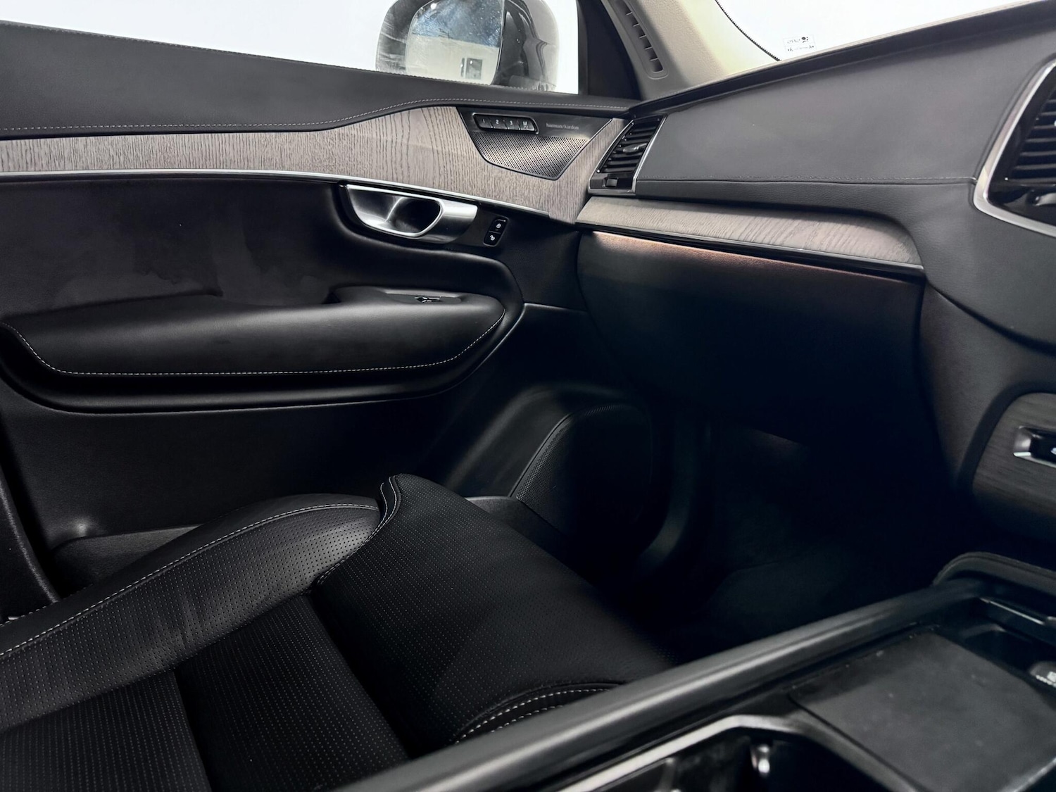 Used Volvo XC90 2022 for sale - 77993358: Photo 37