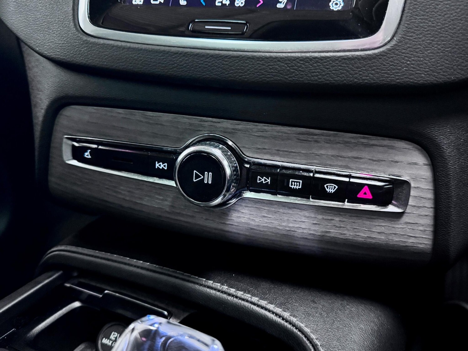 Used Volvo XC90 2022 for sale - 77993358: Photo 41