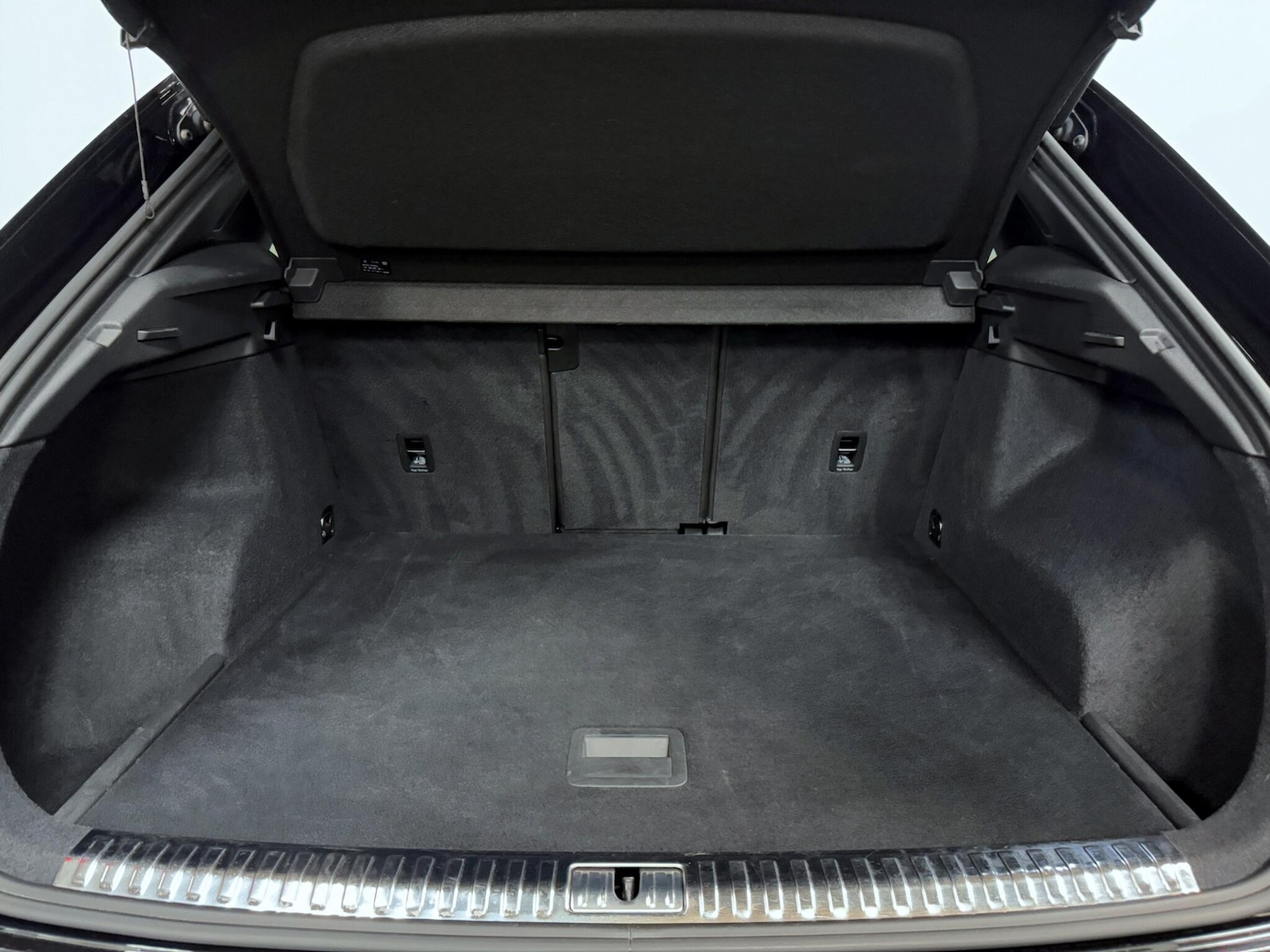 Used Audi Q3 2020 for sale - 76072240: Photo 11