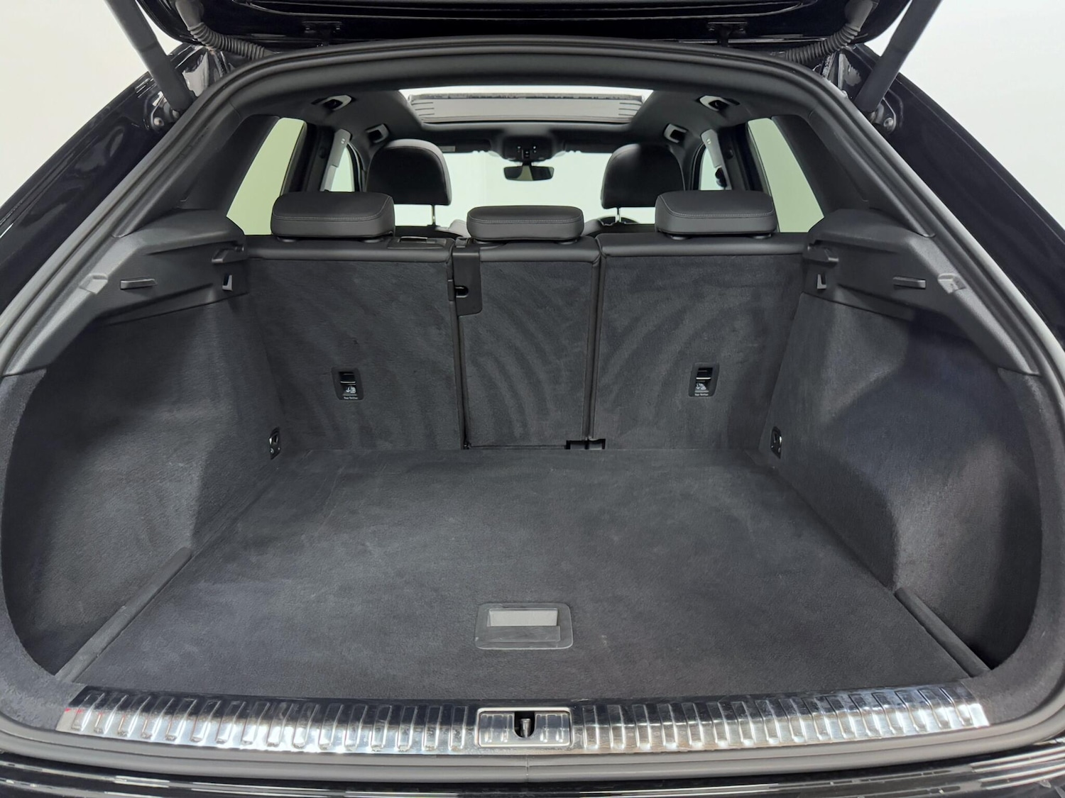 Used Audi Q3 2020 for sale - 76072240: Photo 12