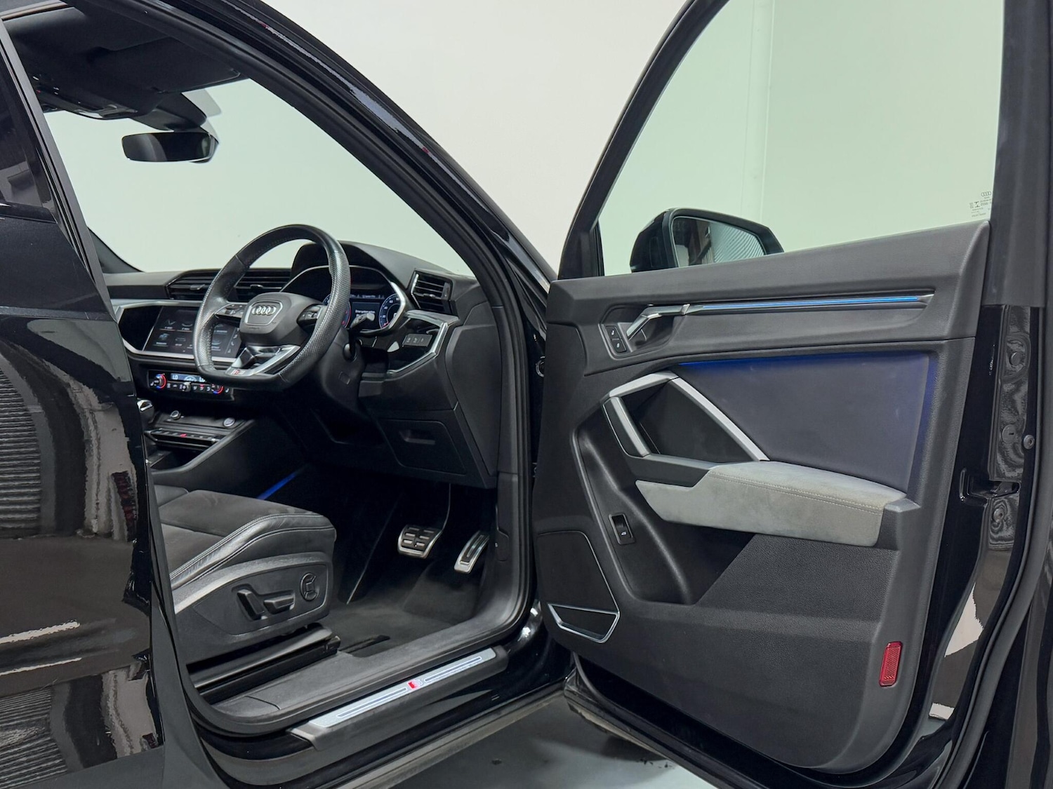 Used Audi Q3 2020 for sale - 76072240: Photo 16