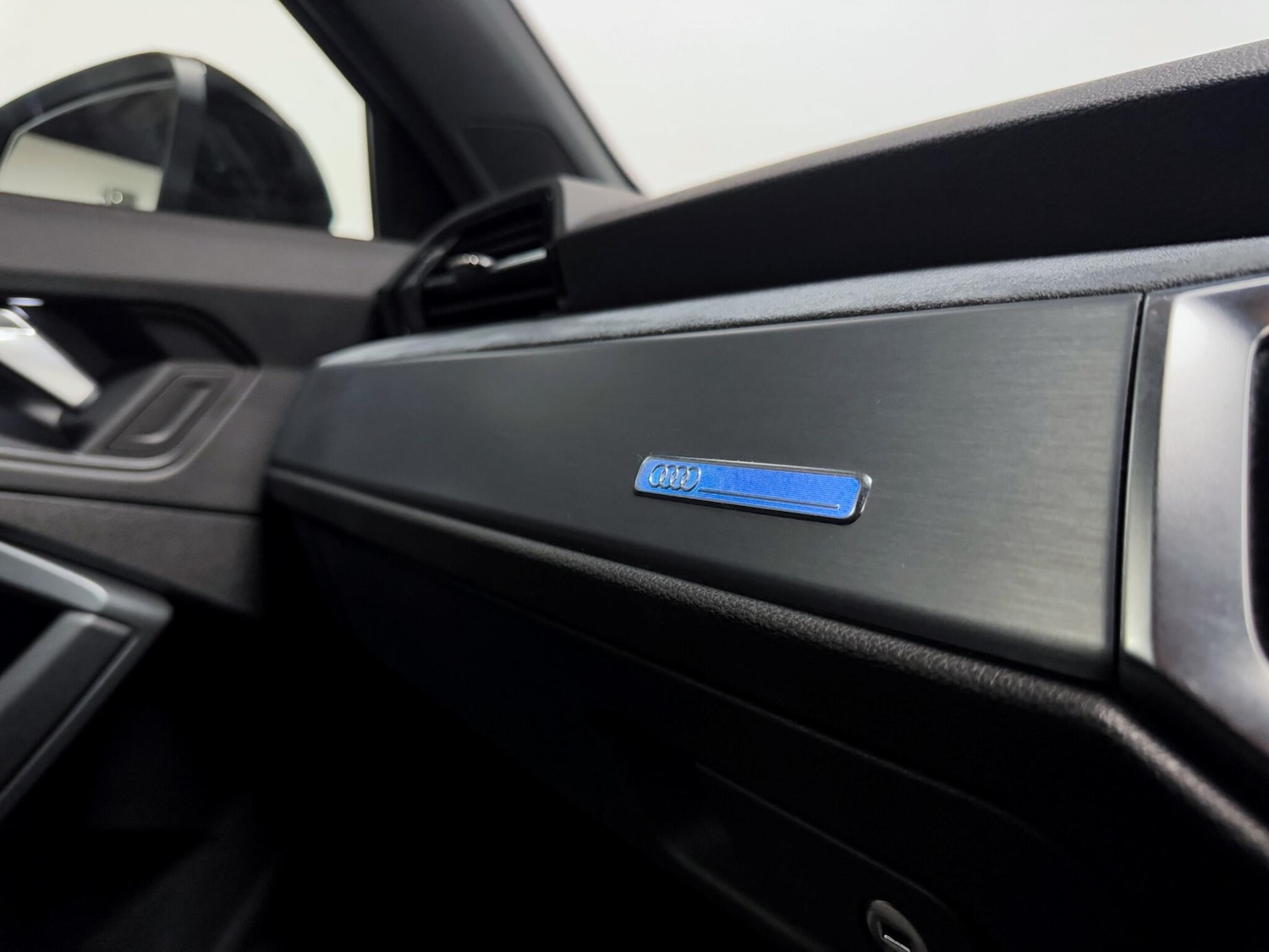 Used Audi Q3 2020 for sale - 76072240: Photo 32