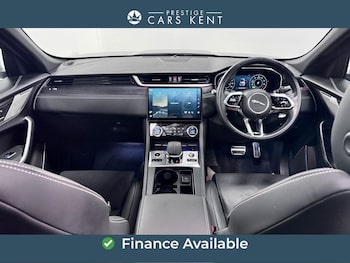 Used Jaguar F-Pace 2022 for sale - 77695857: Photo