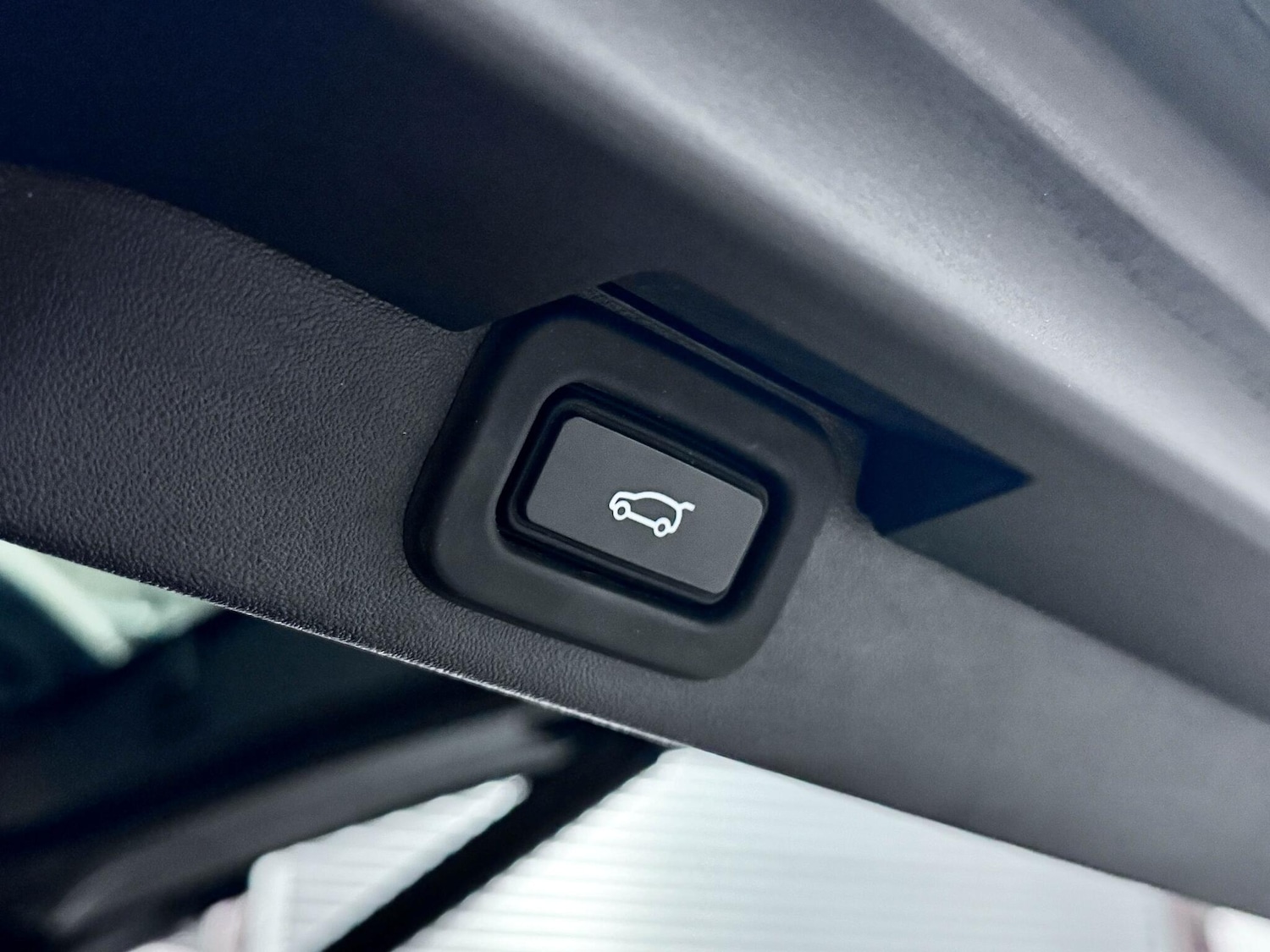 Used Land Rover Discovery 2021 for sale - 77411859: Photo 16