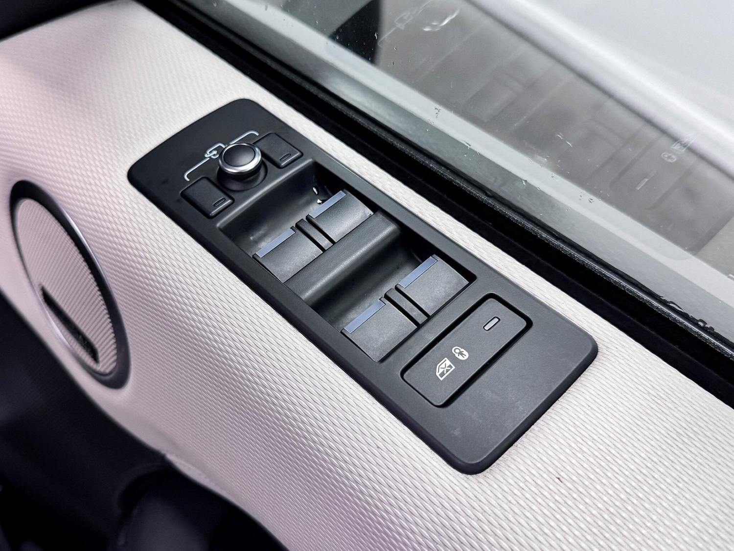 Used Land Rover Discovery 2021 for sale - 77411859: Photo 18