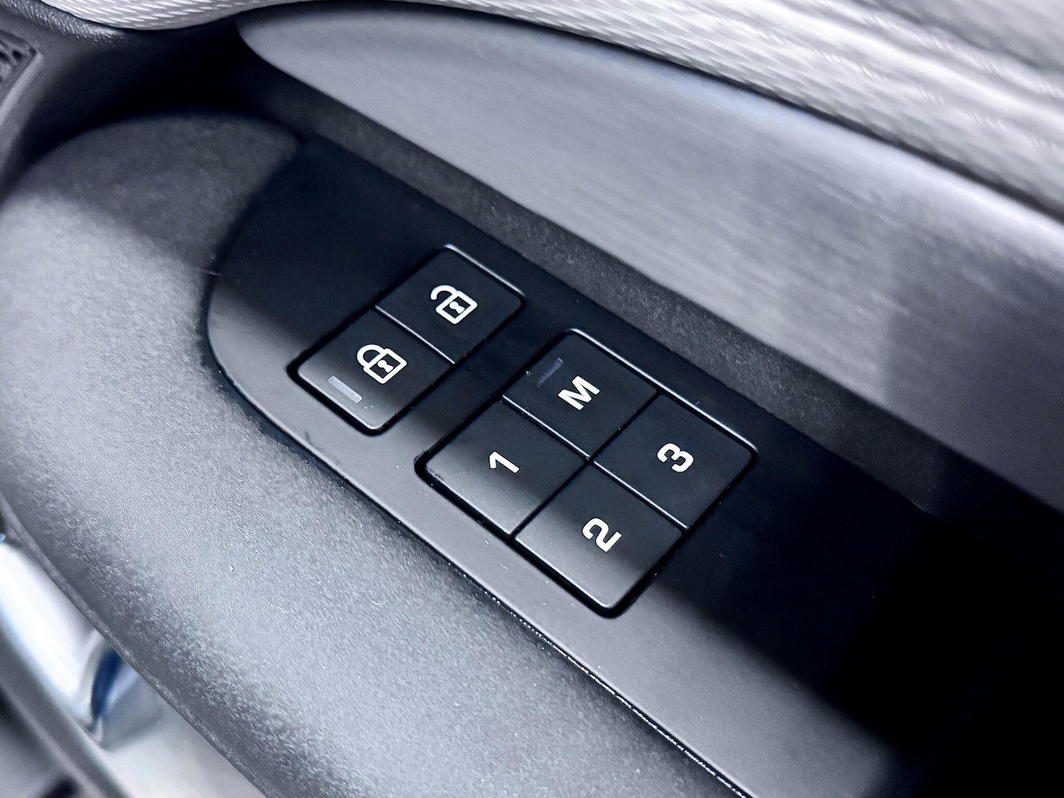 Used Land Rover Discovery 2021 for sale - 77411859: Photo 19