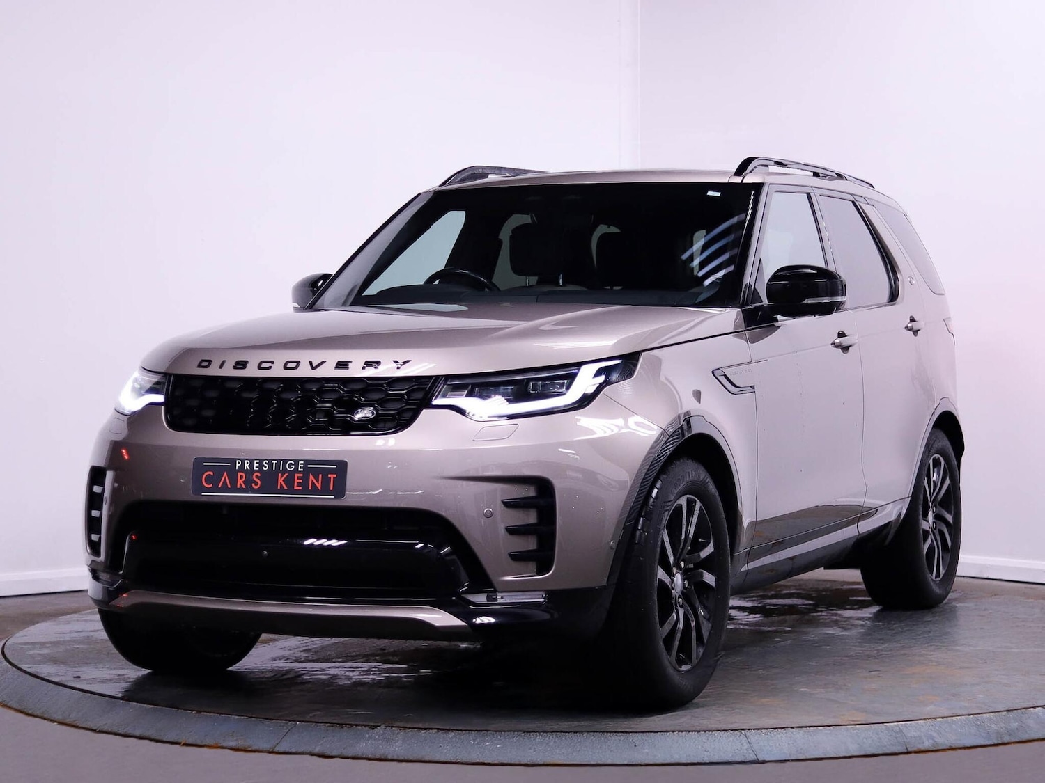 Used Land Rover Discovery 2021 for sale - 77411859: Photo 6