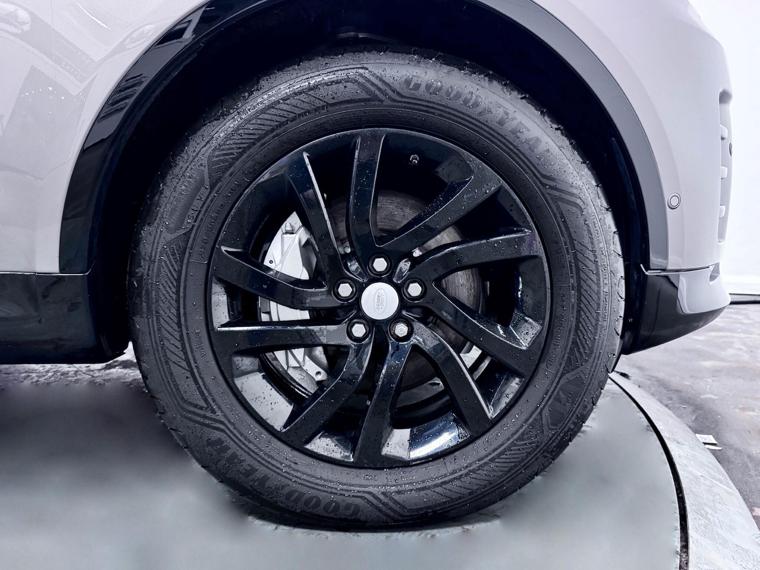 Used Land Rover Discovery 2021 for sale - 77411859: Photo 64