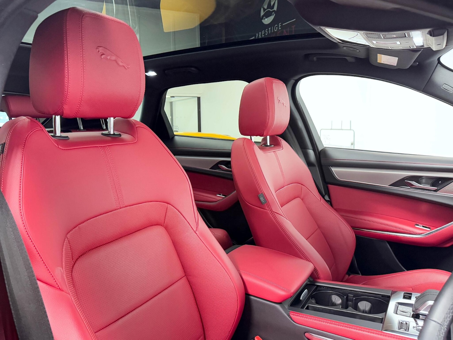 Used Jaguar F-Pace 2023 for sale - 76326110: Photo 23