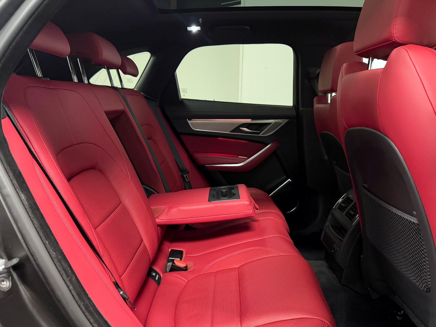 Used Jaguar F-Pace 2023 for sale - 76326110: Photo 38