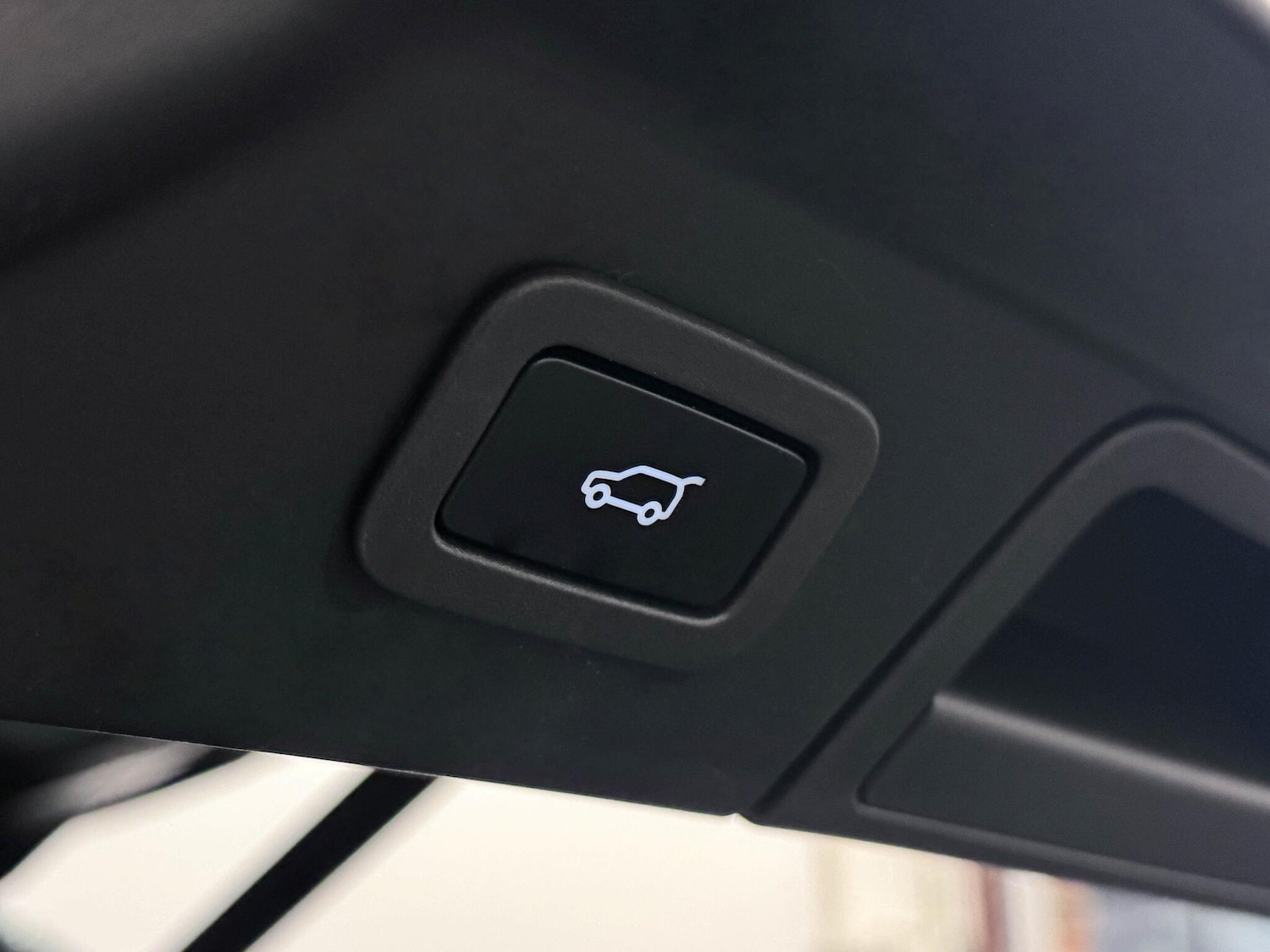 Used Land Rover Range Rover Velar 2021 for sale - 76913463: Photo 13