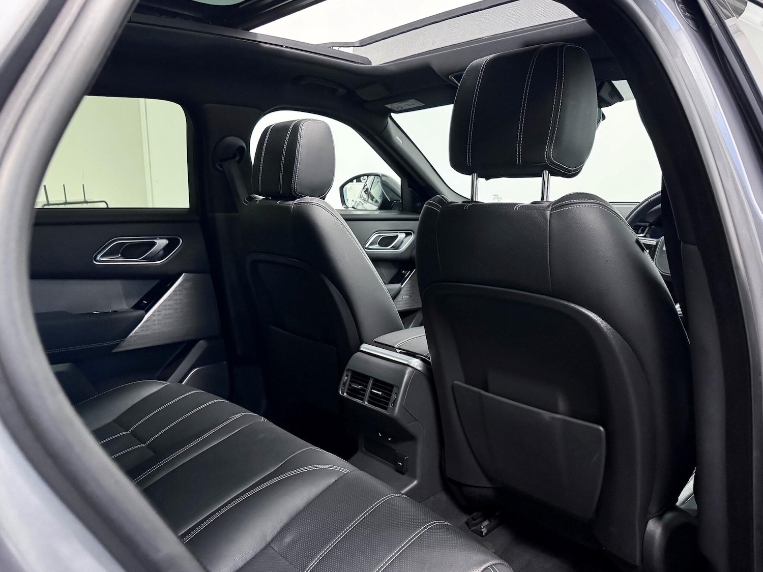 Used Land Rover Range Rover Velar 2021 for sale - 76913463: Photo 26