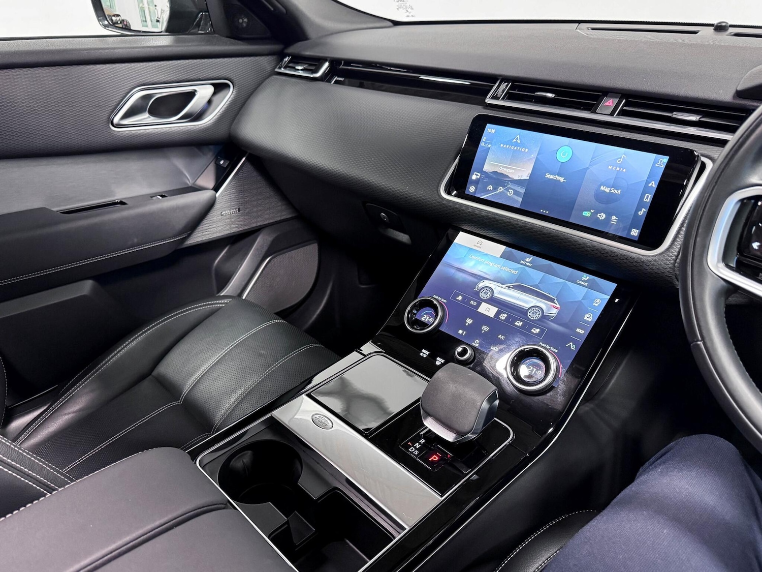 Used Land Rover Range Rover Velar 2021 for sale - 76913463: Photo 28