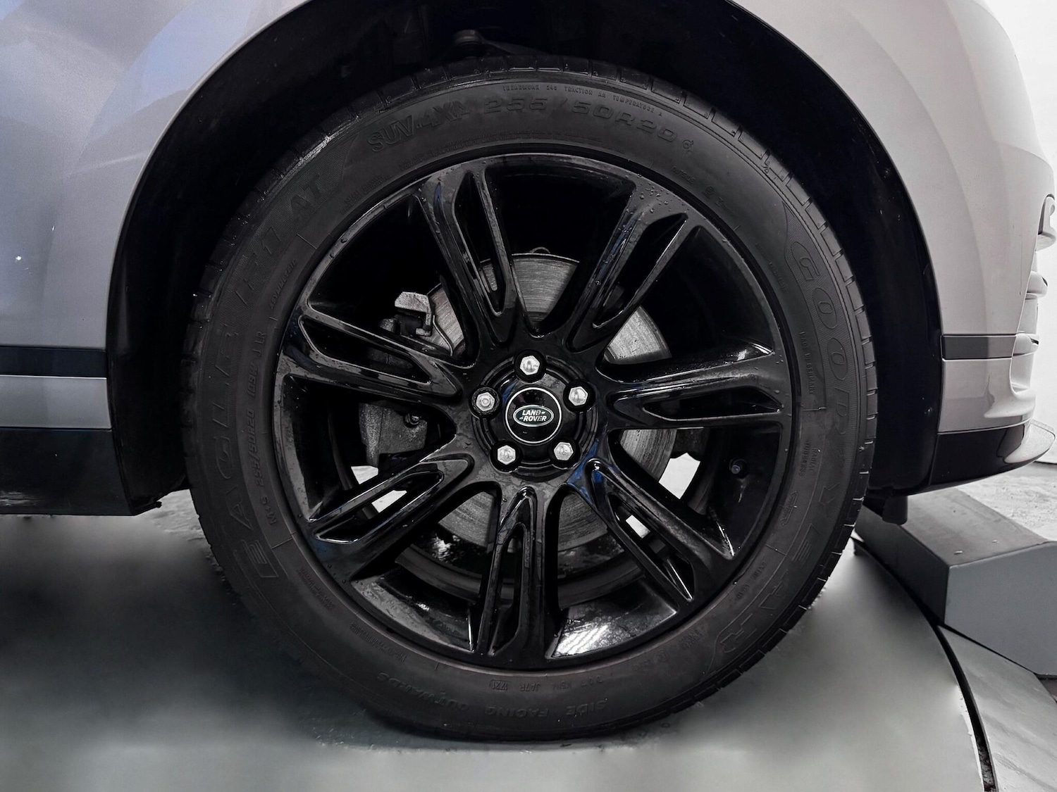 Used Land Rover Range Rover Velar 2021 for sale - 76913463: Photo 55