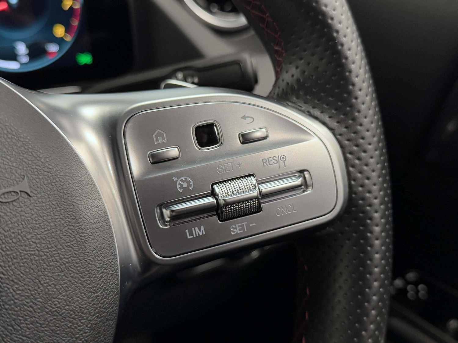 Used Mercedes-Benz GLA 2022 for sale - 76765095: Photo 34