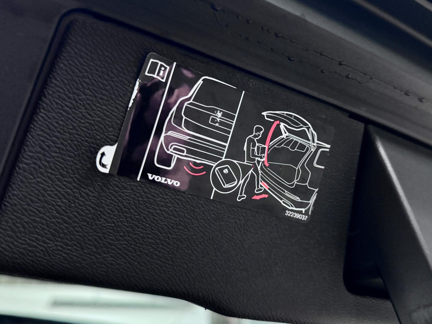 Used Volvo XC60 2020 for sale - 77511025: Photo 14