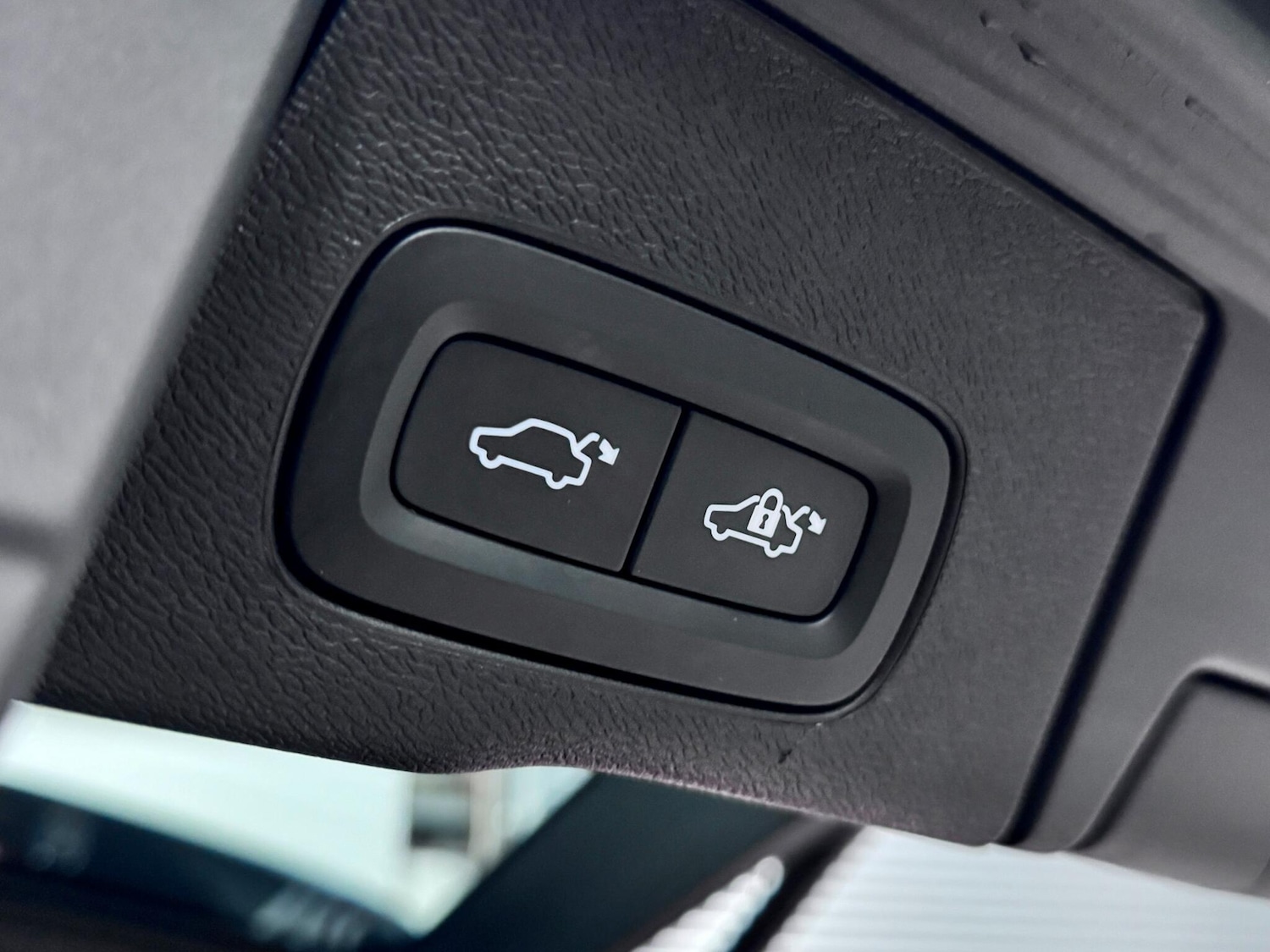 Used Volvo XC60 2020 for sale - 77511025: Photo 16