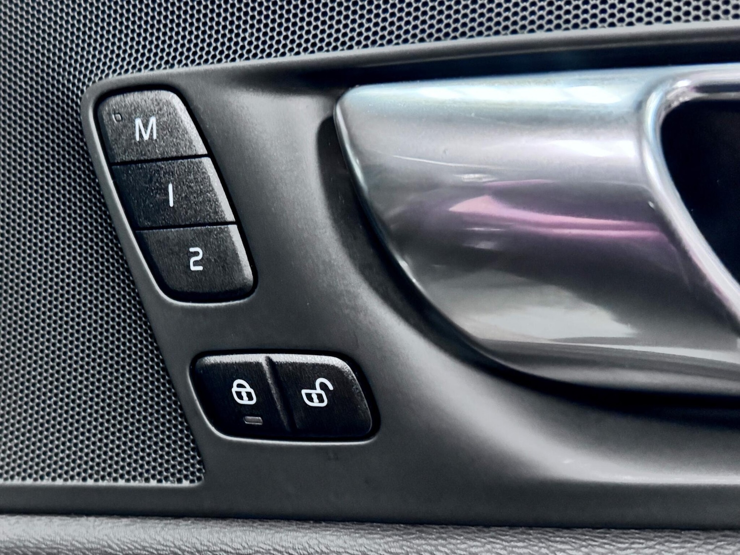 Used Volvo XC60 2020 for sale - 77511025: Photo 21