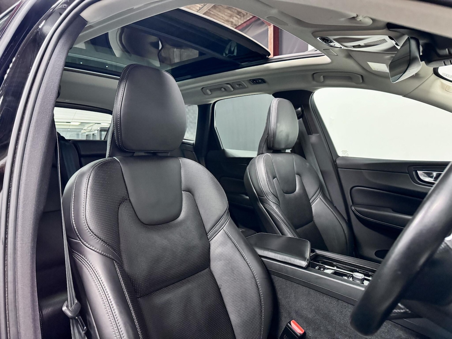 Used Volvo XC60 2020 for sale - 77511025: Photo 23