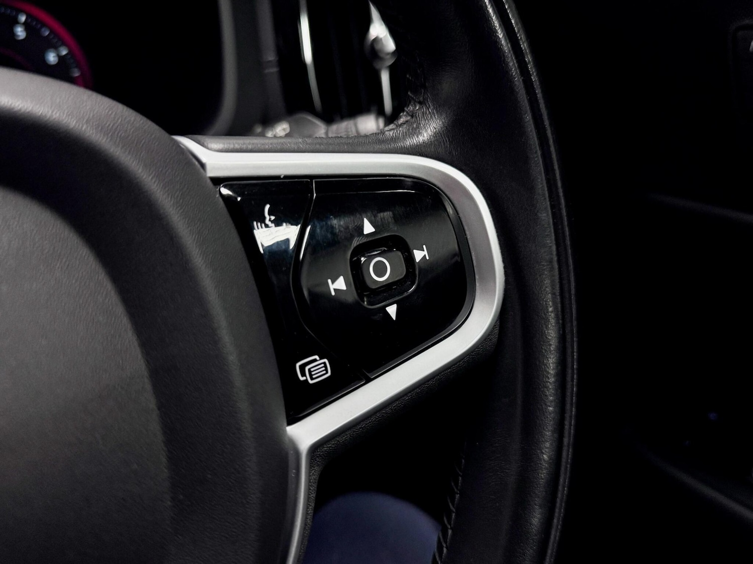 Used Volvo XC60 2020 for sale - 77511025: Photo 32