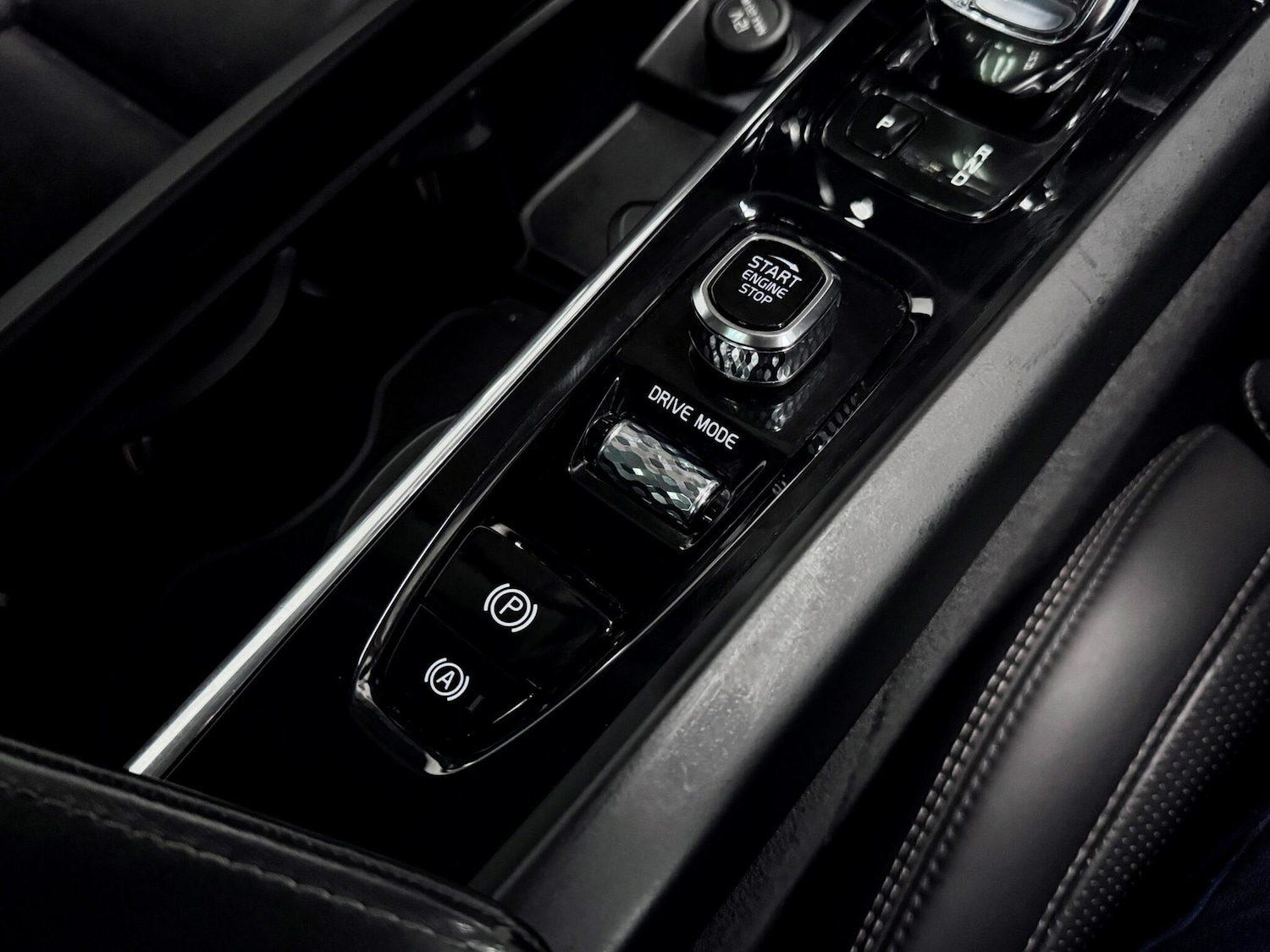 Used Volvo XC60 2020 for sale - 77511025: Photo 36