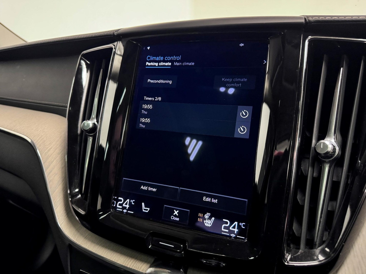 Used Volvo XC60 2020 for sale - 77511025: Photo 48